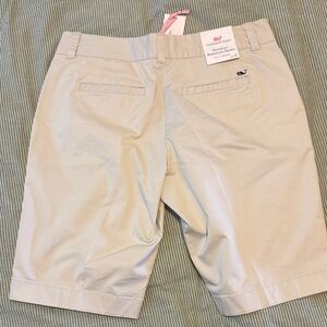 NWT Vineyard Vines Women’s Day Boat Bermuda Short Size: 0